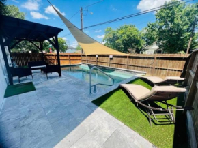 Relax in HTX POOL,15ppl,4br,4b